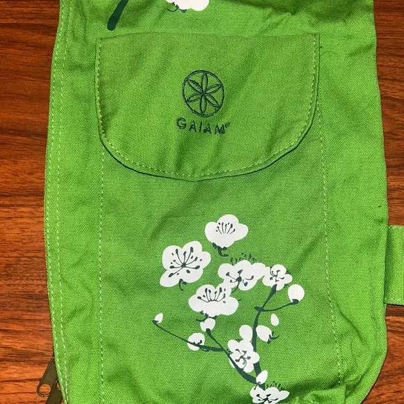 GAIAM Green Floral Yoga Mat Sling Bag Only - Picture 4 of 11